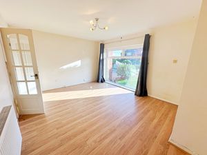 Lounge- click for photo gallery